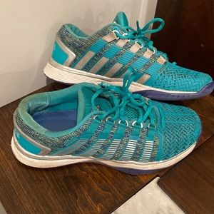 Women’s K-Swiss Tennis shoes